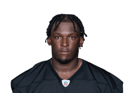 Keeanu Benton