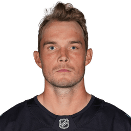 Ryan Lindgren